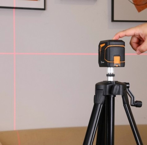 Лазерный уровень DEKO DKLL11 PREMIUM, tripod 1 m в кейсе со штативом 1 м [065-0271-2]